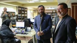 گزارش تصویری از بازدید ریاست مرکز اسناد و تحقیقات دفاع مقدس از خبرگزاری کتاب ایران در هفته کتاب و کتابخوانی