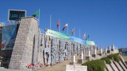 مقاومت محاصره‌شدگان در باشگاه افسران