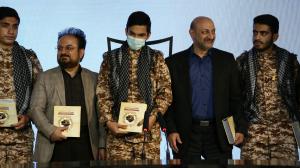 گزارش تصویری از آیین رونمایی کتاب «محصلان مدرسه عشق»