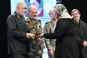 گزارش تصویری همایش ملی پژوهش و دفاع مقدس؛ آئین اختتامیه دومین دوره دوسالانه انتخاب آثار برتر پژوهشی دفاع مقدس و جبهه مقاومت «جایزه سردار سپهبد پاسدار شهید حاج قاسم سلیمانی»