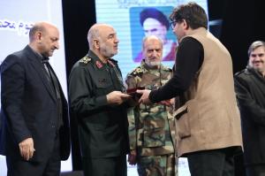 گزارش تصویری همایش ملی پژوهش و دفاع مقدس؛ آئین اختتامیه دومین دوره دوسالانه انتخاب آثار برتر پژوهشی دفاع مقدس و جبهه مقاومت «جایزه سردار سپهبد پاسدار شهید حاج قاسم سلیمانی»