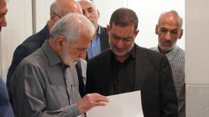 گزارش تصویری از بازدید دکتر کمال خرازی رئیس ستاد تبلیغات جنگ در دوران دفاع مقدس