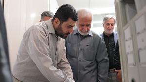 گزارش تصویری از بازدید دکتر کمال خرازی رئیس ستاد تبلیغات جنگ در دوران دفاع مقدس