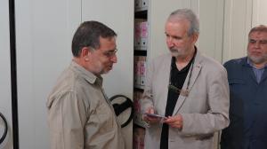 گزارش تصویری از بازدید رئیس و مدیران حوزه هنری از مخزن مرکز اسناد و تحقیقات دفاع مقدس
