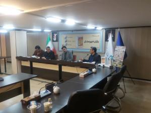 گزارش تصویری از جلسه نقد و بررسی کتاب «یاران دبیرستان»