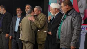 گزارش تصویری از مراسم رونمایی کتاب تاریخ شفاهی دفاع مقدس به روایت سردار حسین باقری