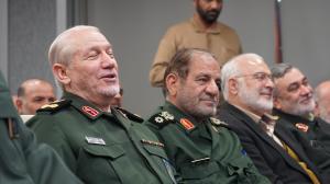 گزارش تصویری از مراسم رونمایی کتاب دوجلدی «به اروند رسیدیم» خاطرات جانباز کریم نصر اصفهانی فرمانده تیپ قمر بنی‌هاشم (ع)