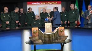 گزارش تصویری از مراسم رونمایی کتاب دوجلدی «به اروند رسیدیم» خاطرات جانباز کریم نصر اصفهانی فرمانده تیپ قمر بنی‌هاشم (ع)