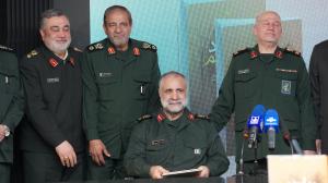 گزارش تصویری از مراسم رونمایی کتاب دوجلدی «به اروند رسیدیم» خاطرات جانباز کریم نصر اصفهانی فرمانده تیپ قمر بنی‌هاشم (ع)