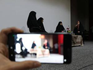 آیین رونمایی از کتاب «هم‌نفس مادران» برگزار شد