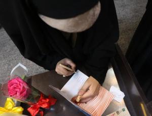 آیین رونمایی از کتاب «هم‌نفس مادران» برگزار شد