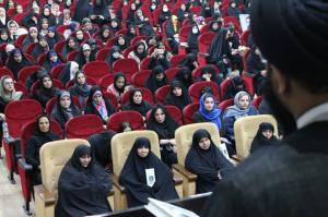 آیین رونمایی از کتاب «هم‌نفس مادران» برگزار شد