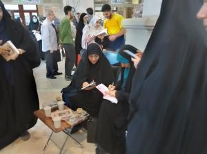 جشن امضای کتاب سرو گلستان من با حضور نویسنده و راوی کتاب + عکس