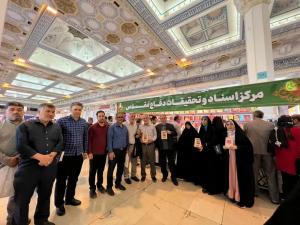 جشن امضای کتاب سرو گلستان من با حضور نویسنده و راوی کتاب + عکس