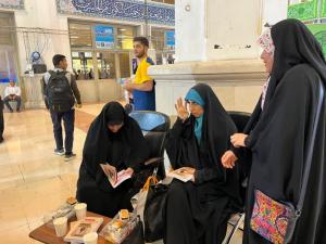 جشن امضای کتاب سرو گلستان من با حضور نویسنده و راوی کتاب + عکس