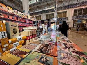 گزارش تصویری از غرفه مرکز اسناد و تحقیقات دفاع مقدس در نمایشگاه بین المللی کتاب تهران
